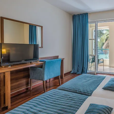 Hotel Bluesun Vela Luka 4*
